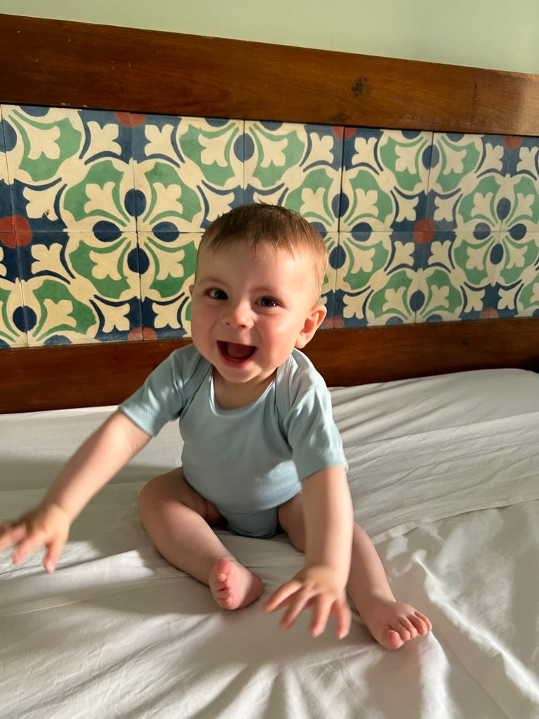 Body básico manga corta azul acero