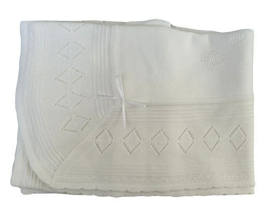 Manta blanca tejida forrada por dentro con algodón pima